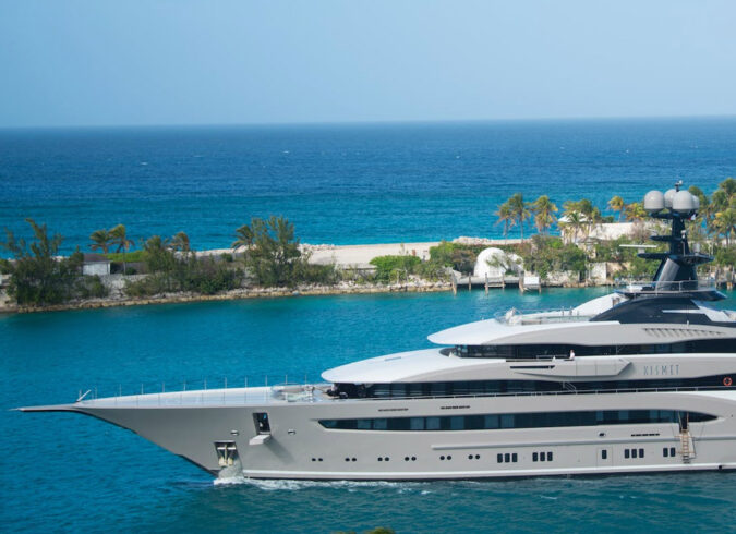 Yachts Lucy